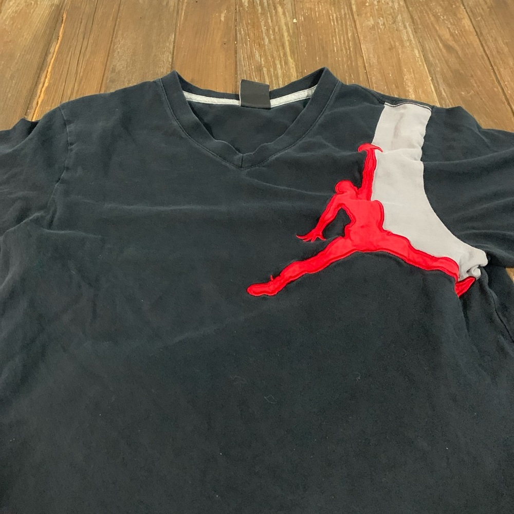 Rare Air Jordan Embroidered T-shirt. - Picture 8 of 10